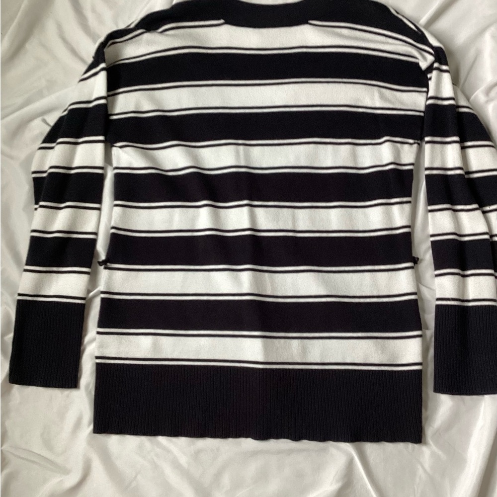 Ann Taylor V-Neck Ladies Stripe Sweater Size L - Picture 6 of 10